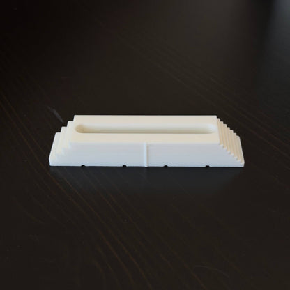 Low-Profile Hold-Down Clamp