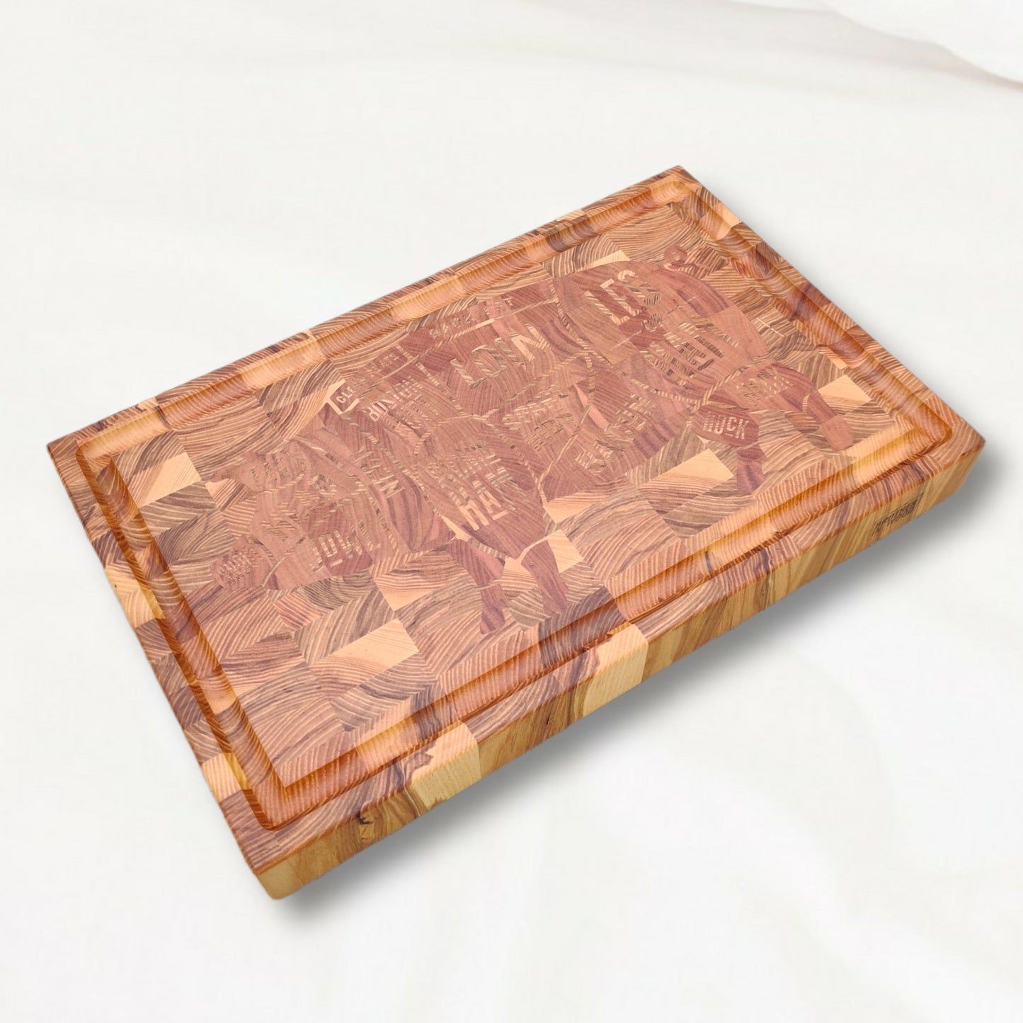 The hidden Pig cutting board